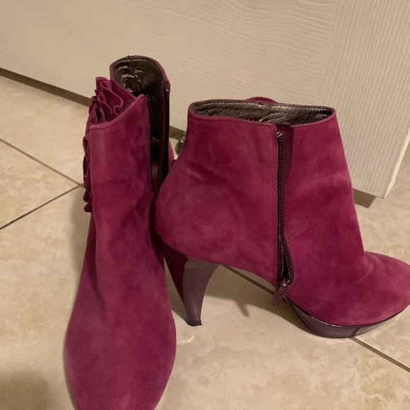 Steve Madden heel booties - Picture 3 of 5